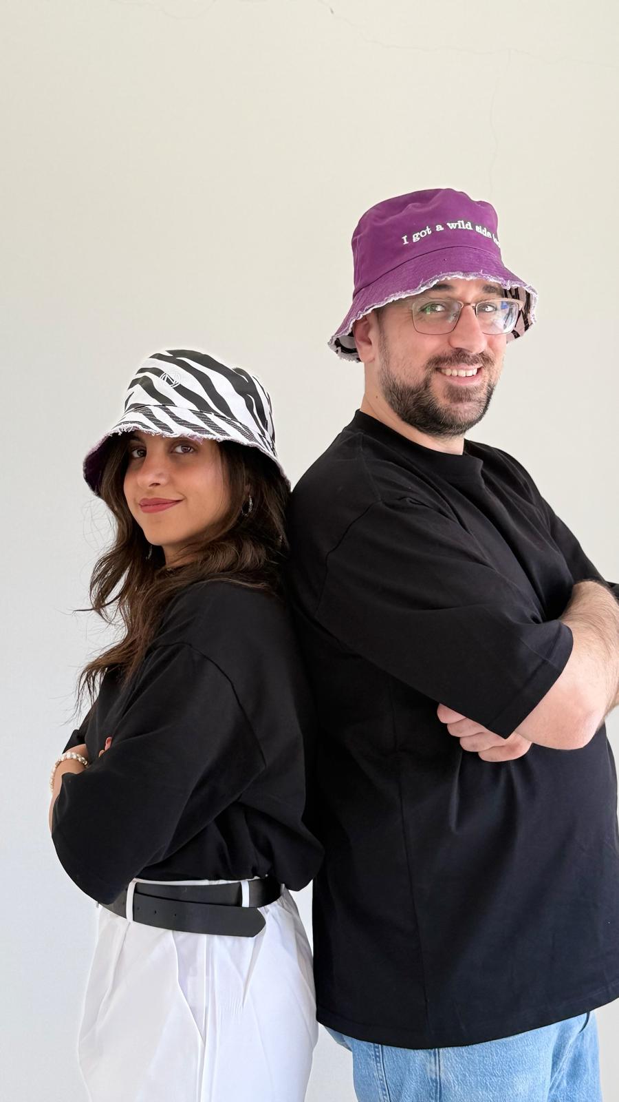 חולצה שחורה אוברסייז יוניסקס